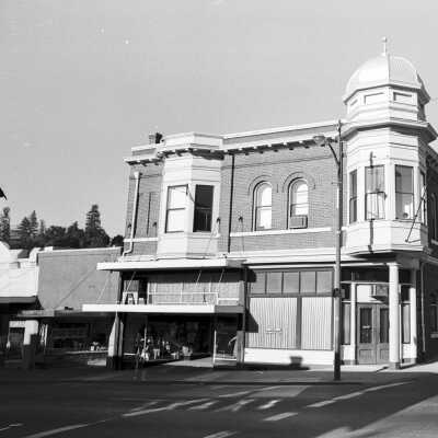 S. Washington St., Sonora