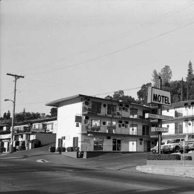 S. Washington St., Sonora