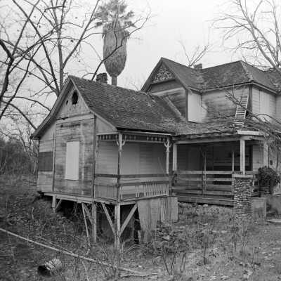 Knights Ferry Bridge house
