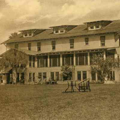 Boca Ciega Inn