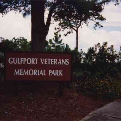 Veterans Park Sign