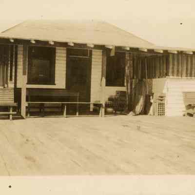 Gulfport Pier Refreshment Stand
