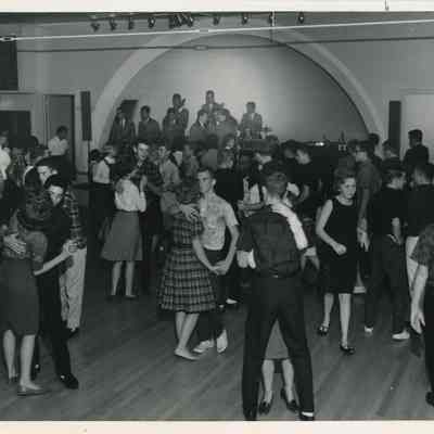 Gulfport Casino Teenage Dance