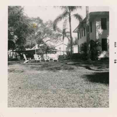 Twelve Oaks Apartments