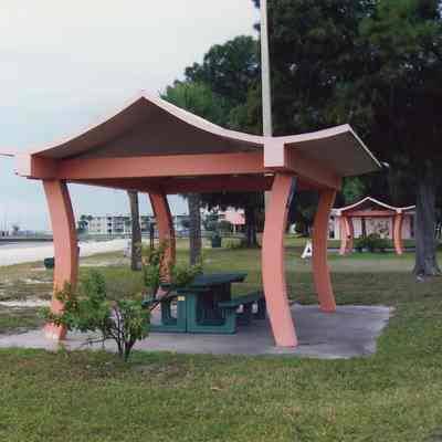 Gulfport Beach, shelters