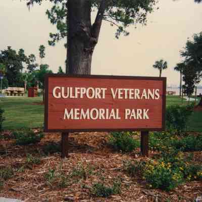 Veterans Park Sign
