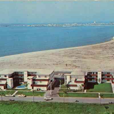 Lynnbrook Apartments