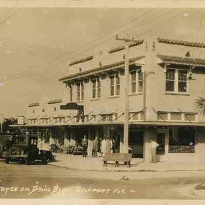New Stores on Davis Blvd
