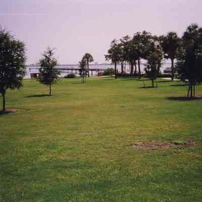 Veterans Park and Pier