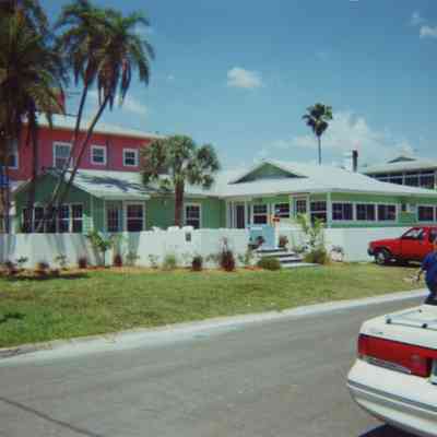 5659 Shore Blvd S