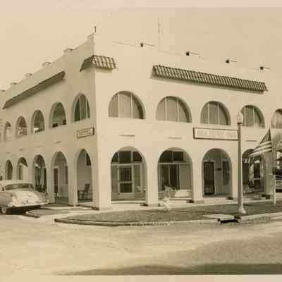 Holiday Inn
