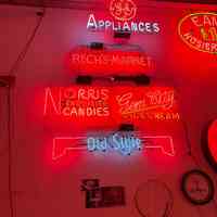          Norris Exquisite Candies Neon Skeleton Sign picture number 2
   