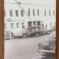          Standard Neon Supply Truck Photograph picture number 1
   