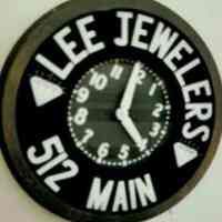 Lee Jewelers Neon Clock