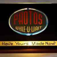 Photos While-U-Wait Glass Bubbler Point-of-Purchase POP Sign