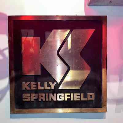Kelly Springfield Bronze Plaque