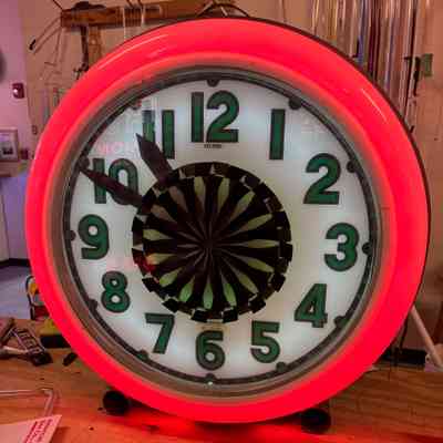 Neon Spinner Clock