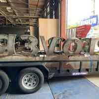          Clover Deli Neon Sign picture number 6
   