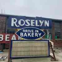          Roselyn Drive-In Bakery Neon Sign picture number 6
   