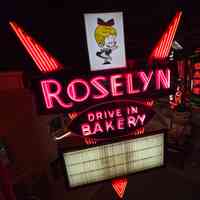          Image of Roselyn Bakery taken July 20th, 2026 by Bing Reising after the installation of the plastic facing at the top.
   