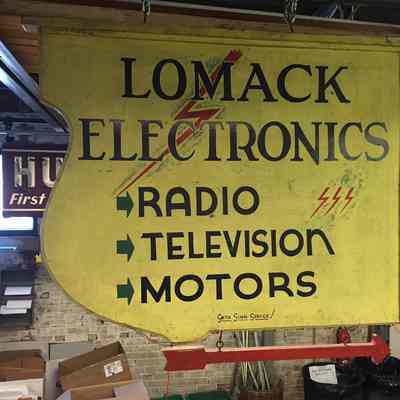 Lomack Electronics Painted Wooden Sign