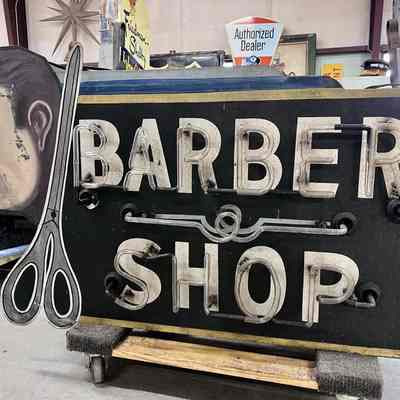 Barber Shop Neon Sign