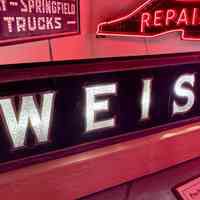 Hand-Painted Illuminated Glass & Lightbulb Weiss Sign