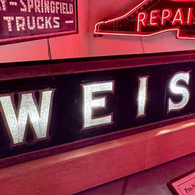 Hand-Painted Illuminated Glass & Lightbulb Weiss Sign