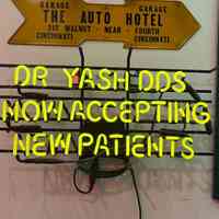 Yash Dentist Neon Sign