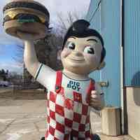          Elias Brothers Rotating Big Boy picture number 3
   
