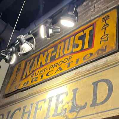 Kant-Rust Screenprinted Sign