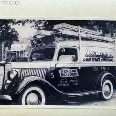 Ken Bon Display Service Truck Photograph