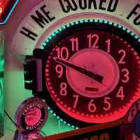          Home Cooked Foods Federal Neon Clock picture number 2
   