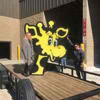          Geoffrey the Giraffe Sign picture number 2
   