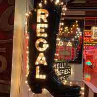          Regal Boot Neon and Lightbulb Sign picture number 2
   