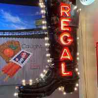          Regal Boot Neon and Lightbulb Sign picture number 3
   