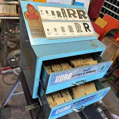 Duro Letter Point-of-purchase Display