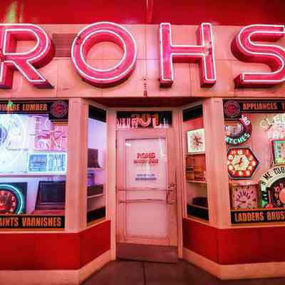 Rohs Hardware Neon Channel Letters Signage
