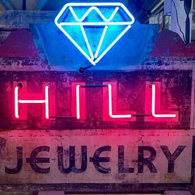 Hill Jewelry Neon Sign