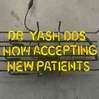 Yash Dentist Neon Sign