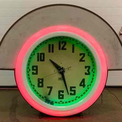 Bubble-Face Cleveland Neon Clock