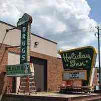          Pohlman's Pharmacy Sign picture number 3
   
