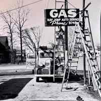 Valley Neon Company - Installing Gas Sign
