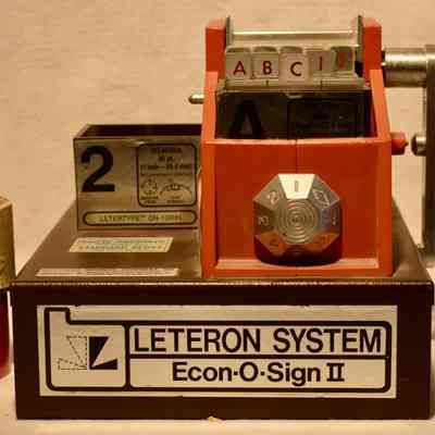 Leteron Econ-O-Sign II Machine