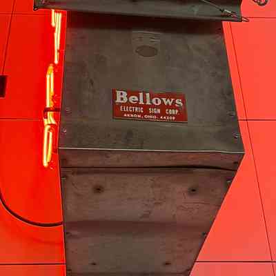 Sign tag/Makers Mark