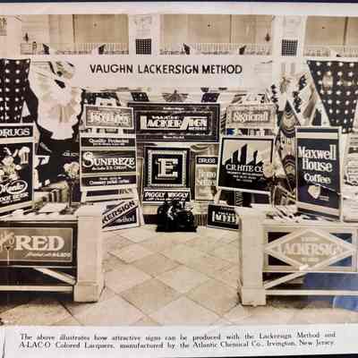 Vaughn Lackner Sign Method Photograph