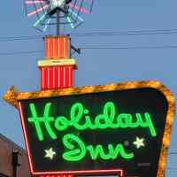          Holiday Inn Great Sign picture number 3
   