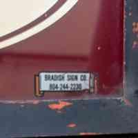          Sign Tag/Makers Mark
   