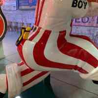          Frisch's Big Boy Statue Sign picture number 5
   