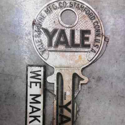 Yale Double-Faced Key-Shaped Trade Sign